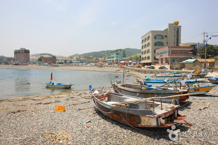 강동몽돌해변 강동몽돌해변