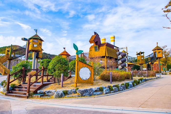 Gaya Musa Adventure, an amusement facility for children (Source: Gimhae Gaya Theme Park)