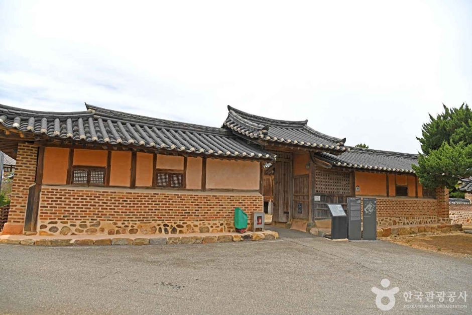 Asan Yun Bo-seon Former President Birthplace