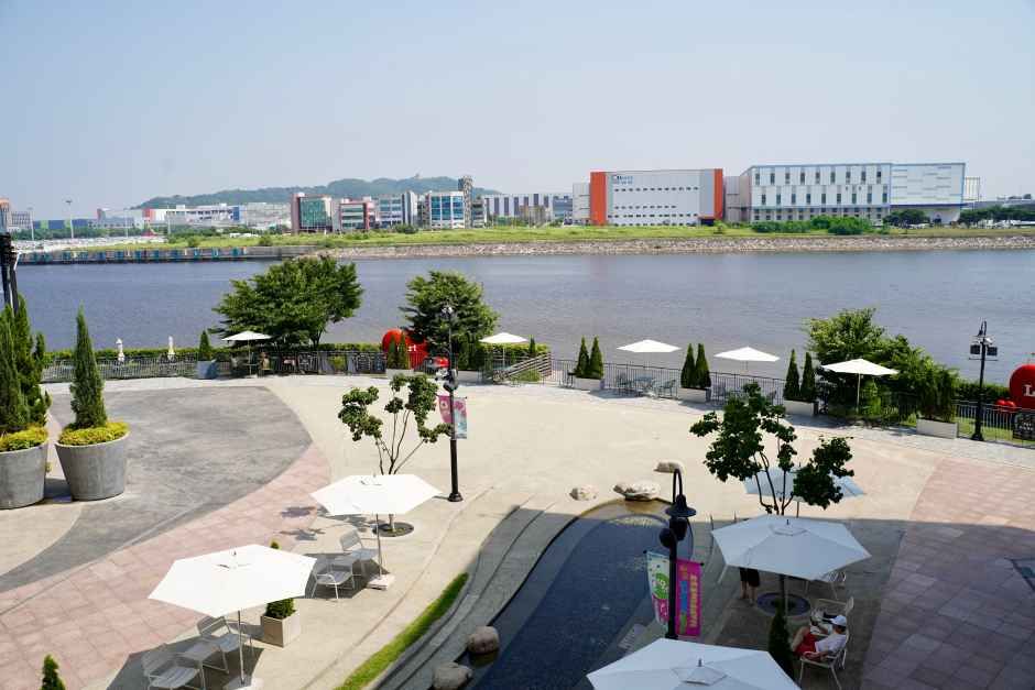 현대프리미엄아울렛 김포점