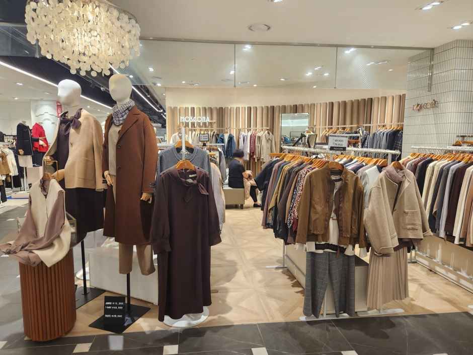 모스코나 NC 신구로점