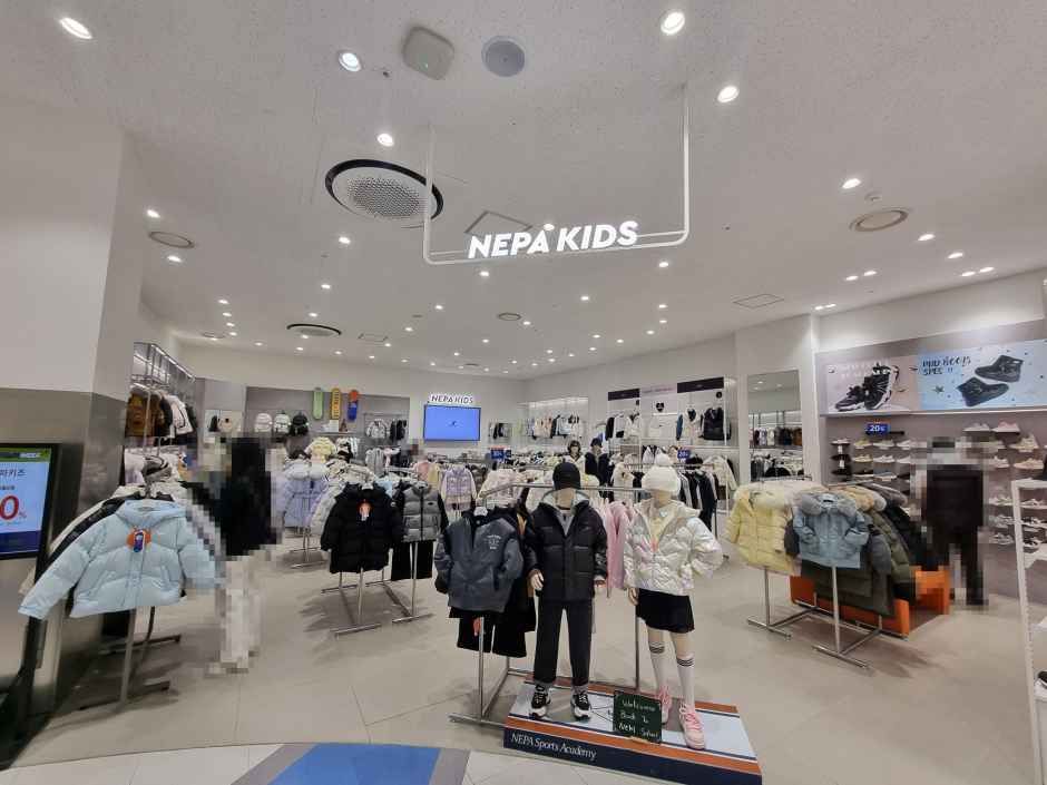 ネパキッズ ロッテプレミアムアウトレット 利川店