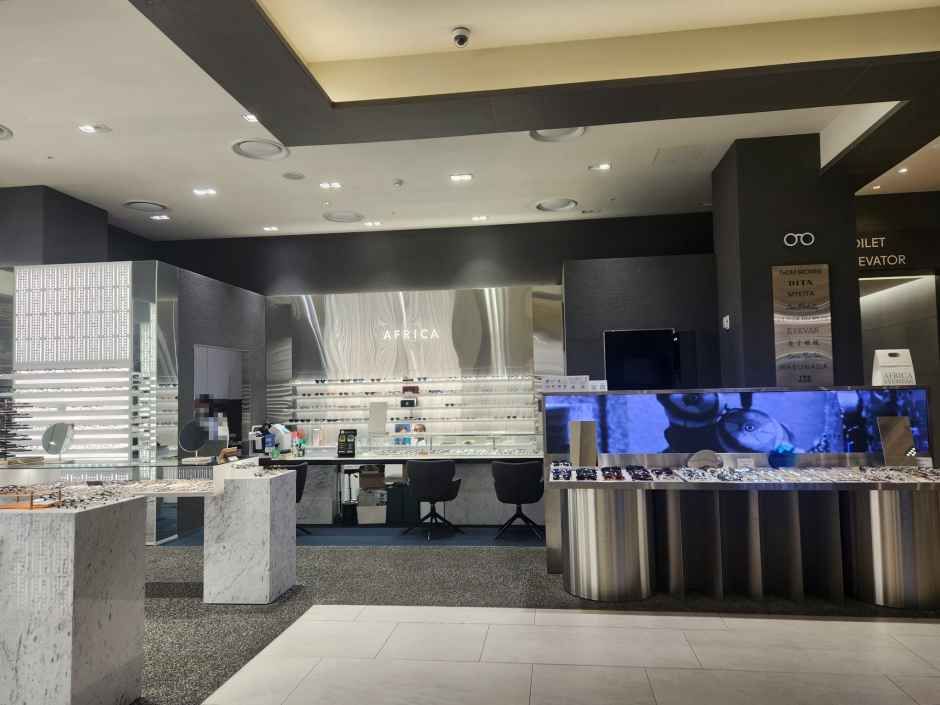 [事后免税店]Africa眼镜 现代百货店THE HYUNDAI首尔店(아프리카안경 현대백화점 더현대 서울)