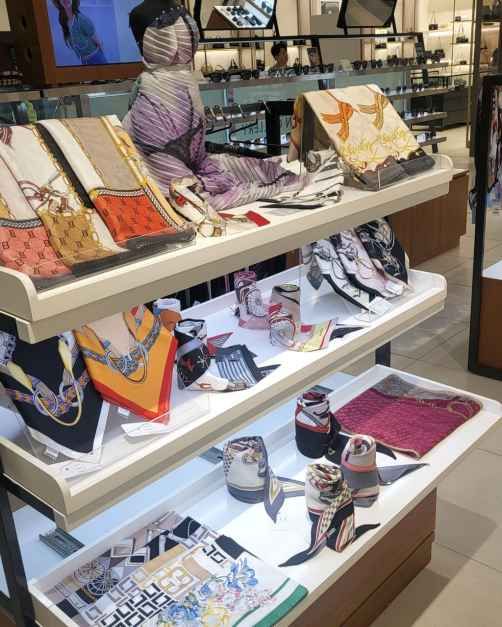 [事后免税店]Fashion Gallery 乐天奥特莱斯南岳店(패션갤러리 롯데아울렛 남악점)