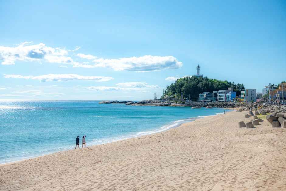 속초_등대해변 (2).jpg