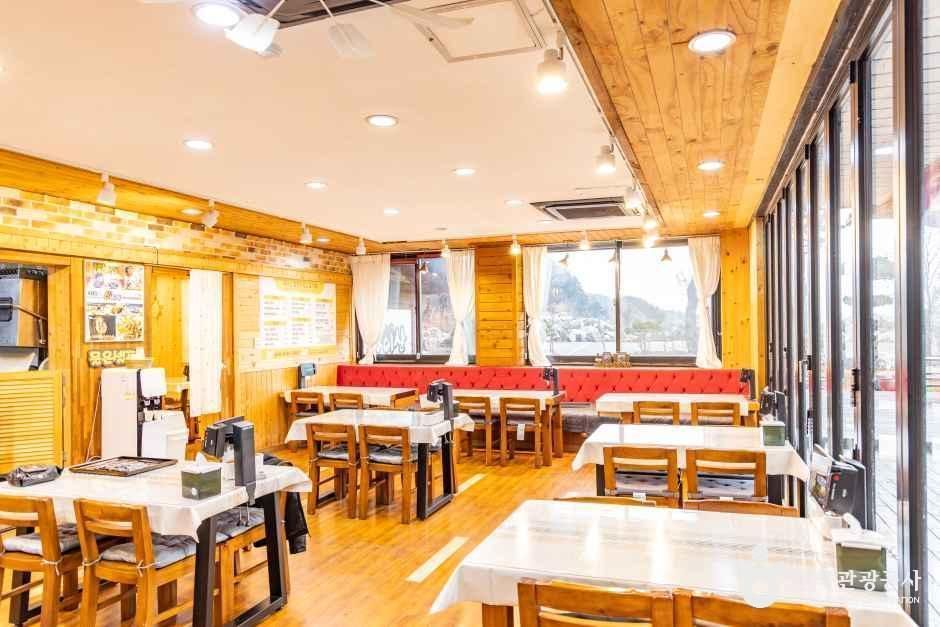 마이산힐링하우스 앤 카페