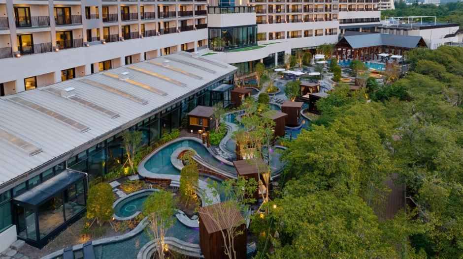 Pool & Spa at SONO Calm Gyeongju