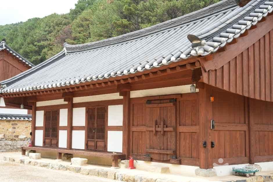 박제상 유적 효충사
