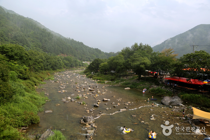 Myeongjigyegok Valley