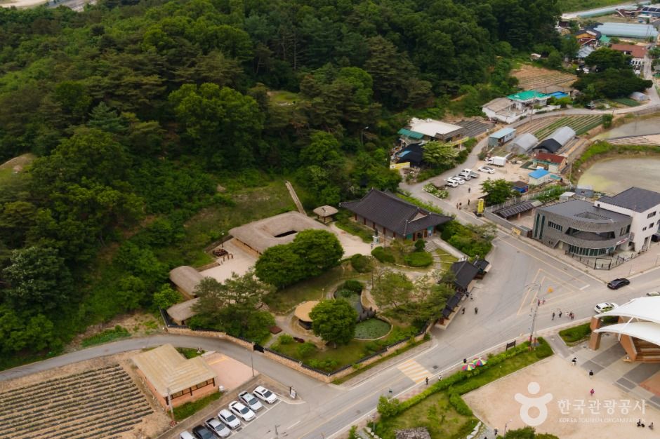 金裕貞文学村（김유정문학촌）