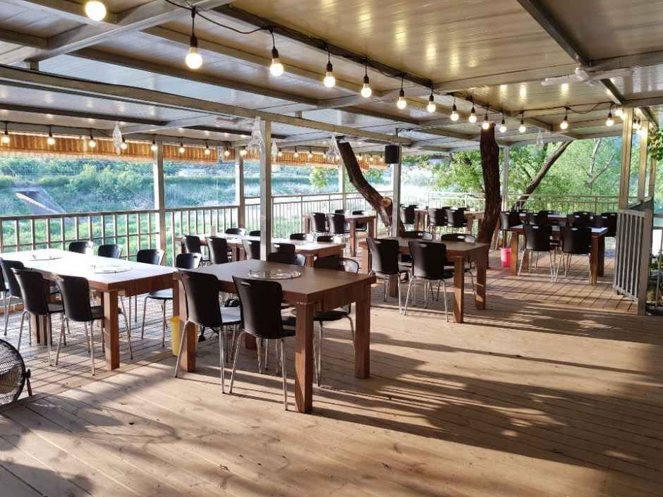 포천_이동강변갈비 (2).jpg