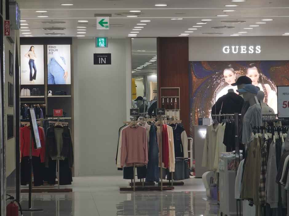 게스 모다 아울렛 인천점