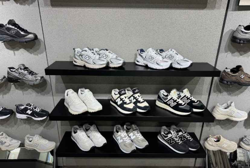 2445_뉴발란스 대학로점_5.jpg