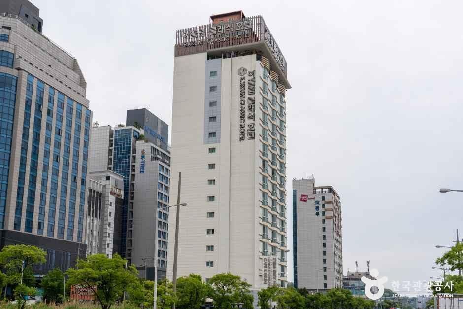 이끌림 클래식 호텔 평택점