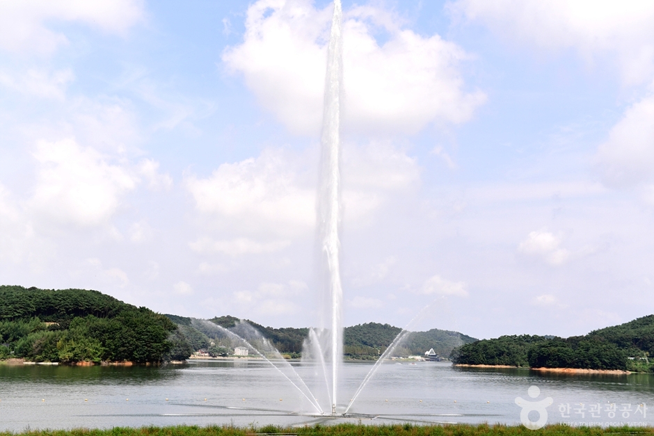 Bulgap Reservoir Waterside Park