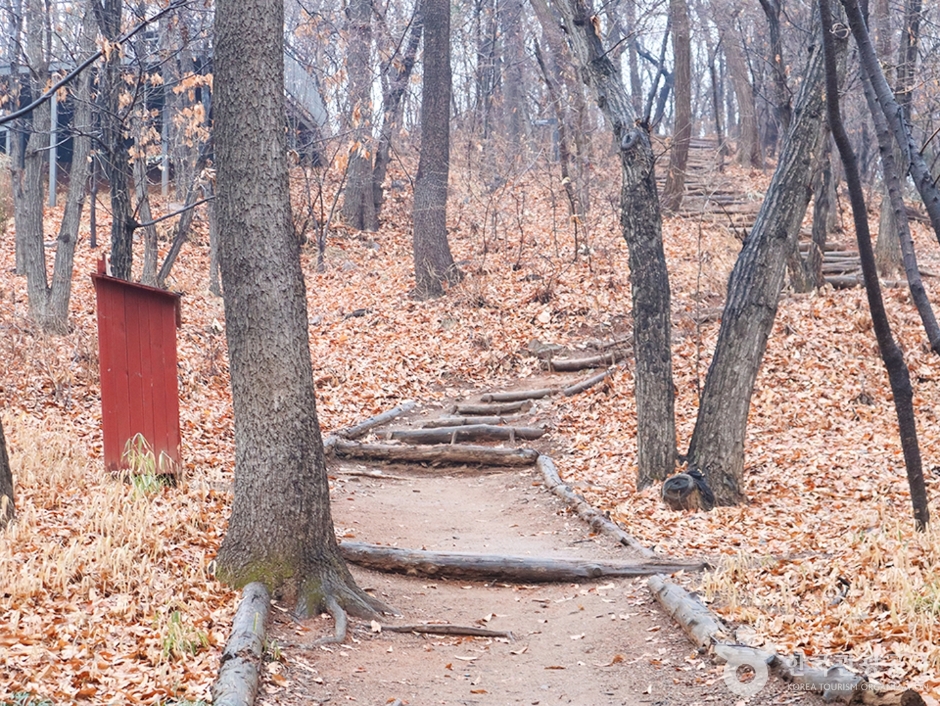 Bongjesan Park