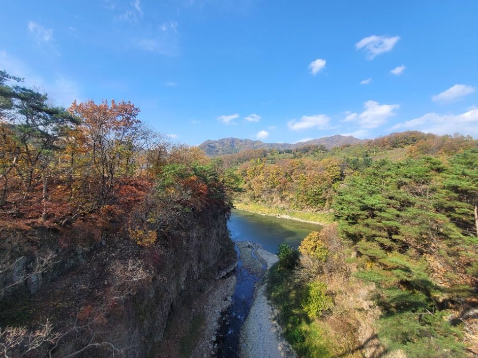 抱川漢灘江ミョンウリ峡谷