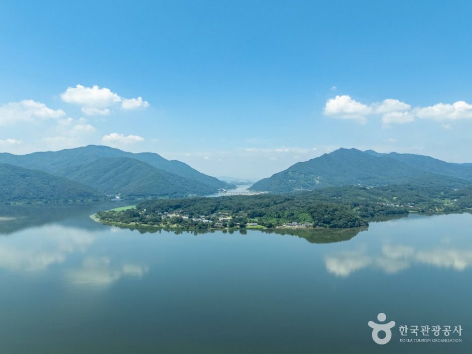 八堂湖