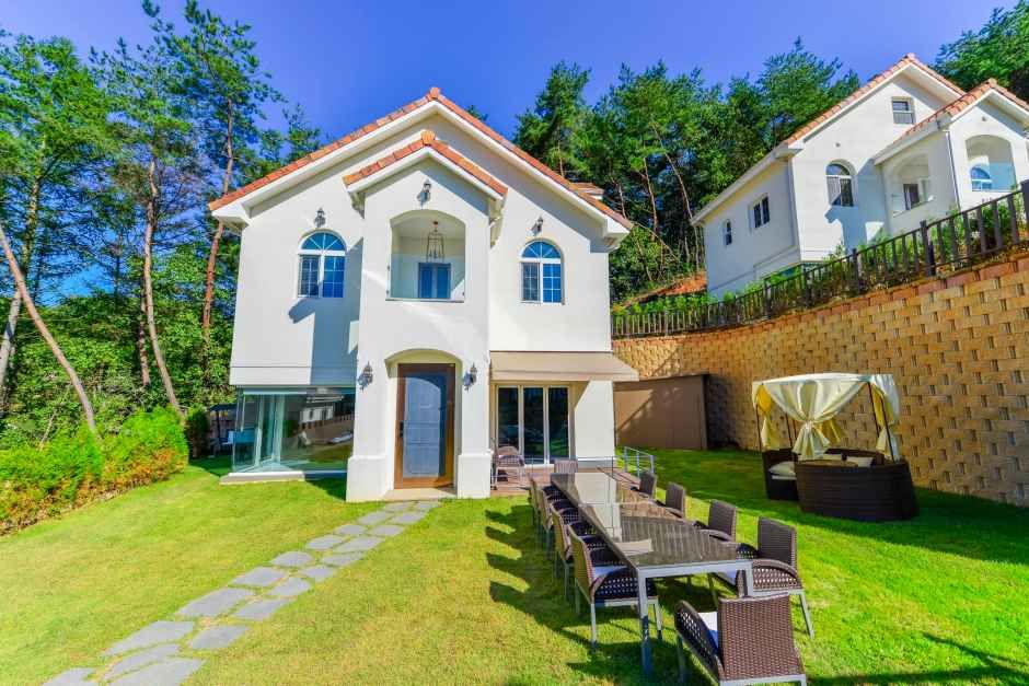 환타지콜라보리조트