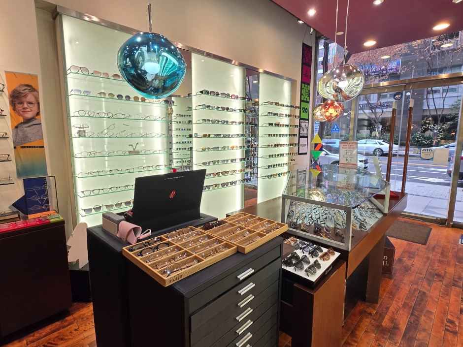 Peoples Eyewear(피플스 안경원)