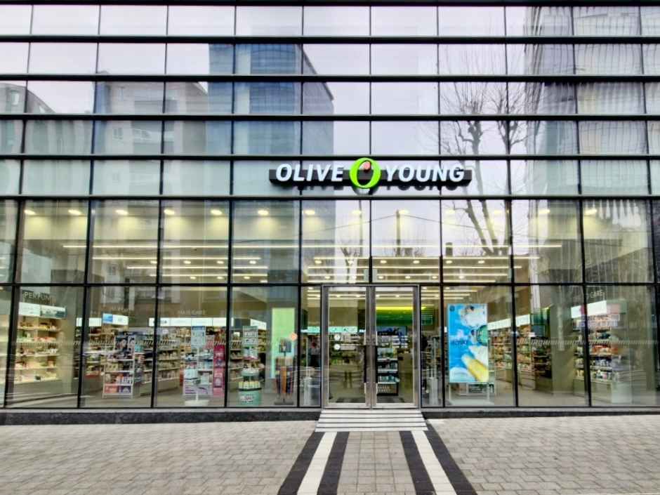 Olive Young - Samseong Jungang Station Branch [Tax Refund Shop]