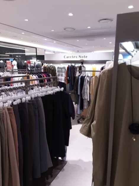 [事後免税店] Carries Note（キャリーズノート）・現代アウトレットトンデムン（東大門）店(캐리스노트 현대아울렛 동대문점)