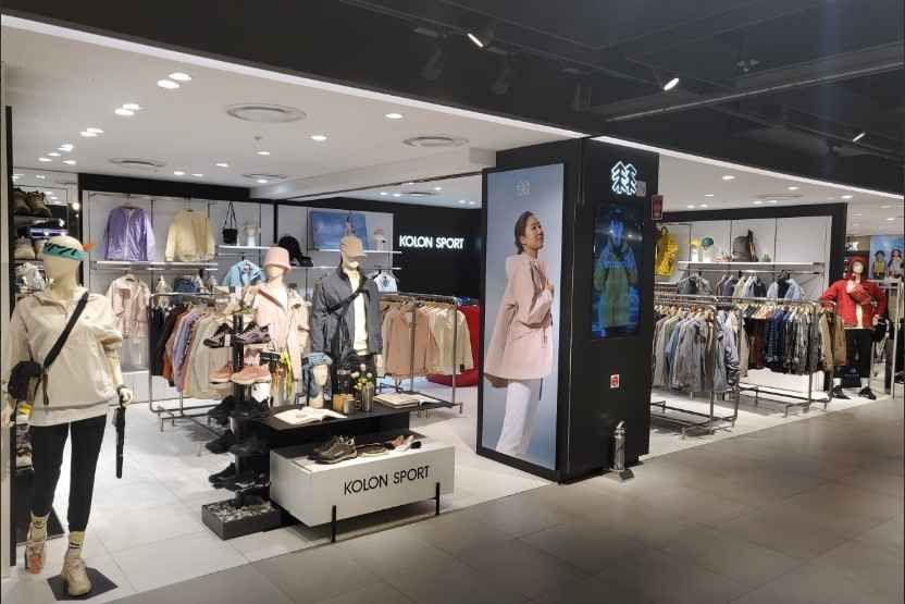 [事後免税店] KOLON（コーロン）スポーツ・ロッテ百貨店テグ（大邱）店(코오롱스포츠 롯데백화점 대구점)