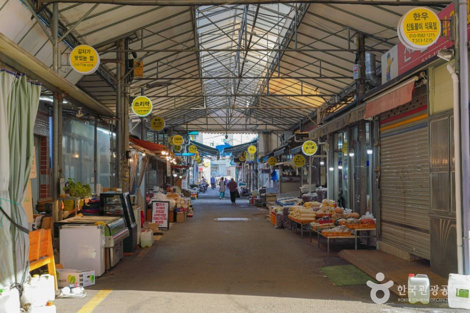 釜谷商街市场