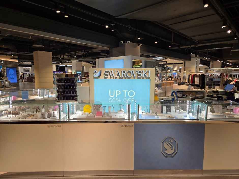 スワロフスキー ロッテプレミアムアウトレット 器興店