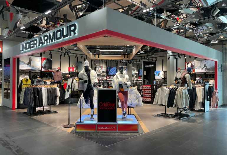 언더아머 두타몰점