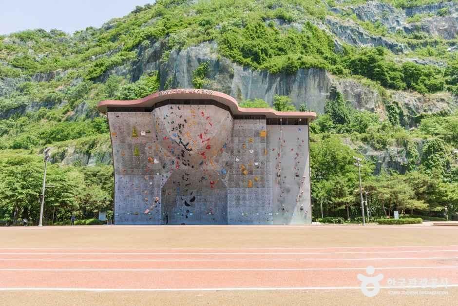 용마폭포공원