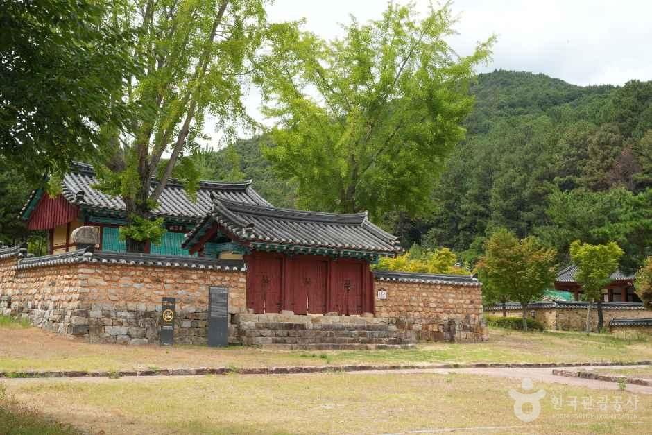 박제상 유적 효충사