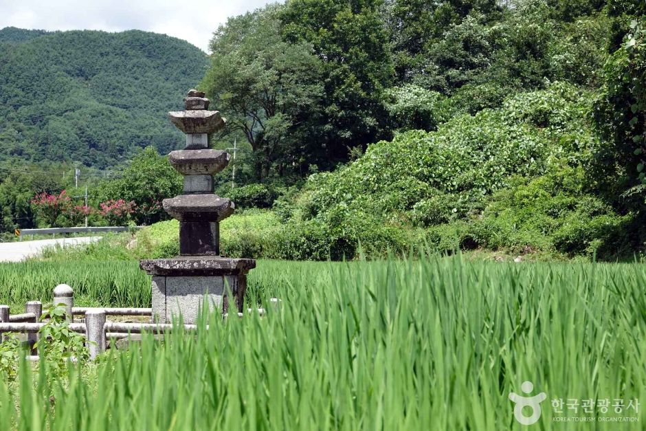 居昌 葛溪里三层石塔