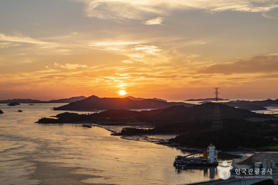 岩泰岛