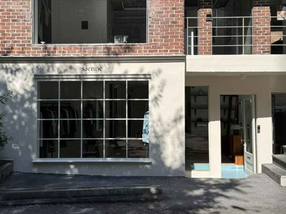 [事後免税店]sienne（シエンヌ）ハンナム（漢南）ブティック(시엔느 한남부티크)