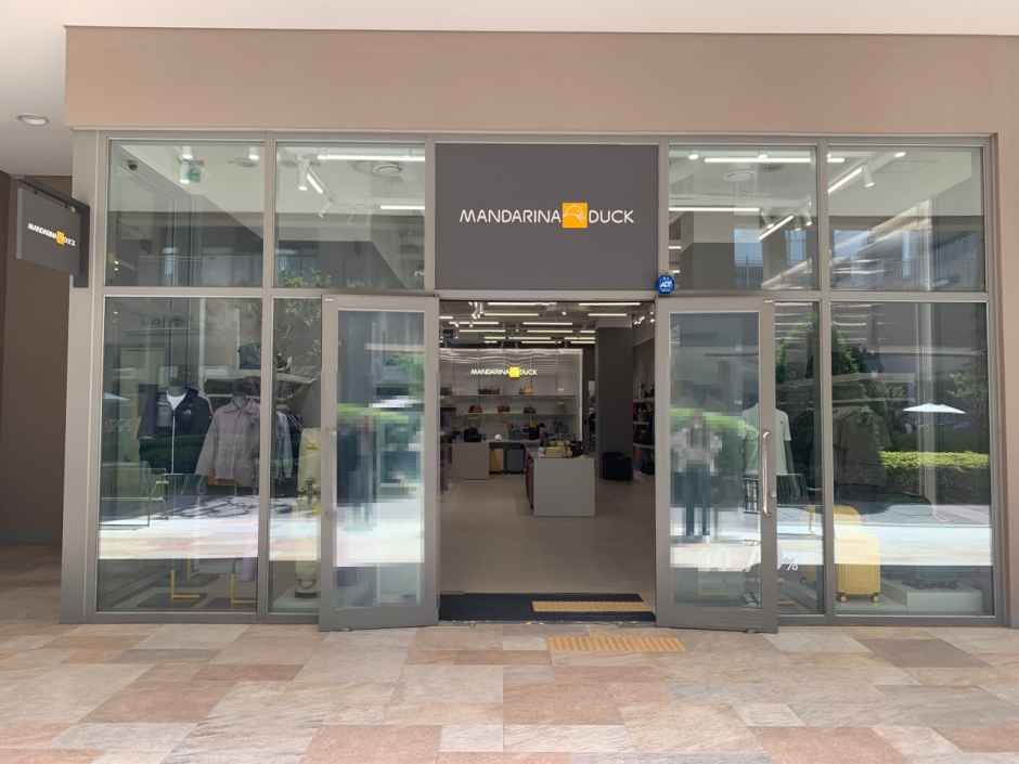 マンダリナダック ロッテプレミアムアウトレット 利川店
