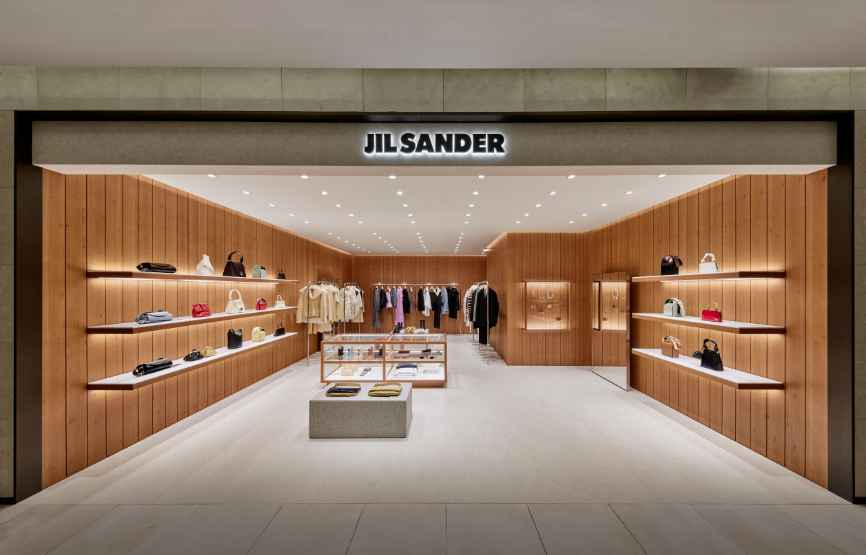 [事後免税店] JIL SANDER（ジルサンダー）・現代百貨店貿易センター店(질샌더 현대백화점 무역센터점)