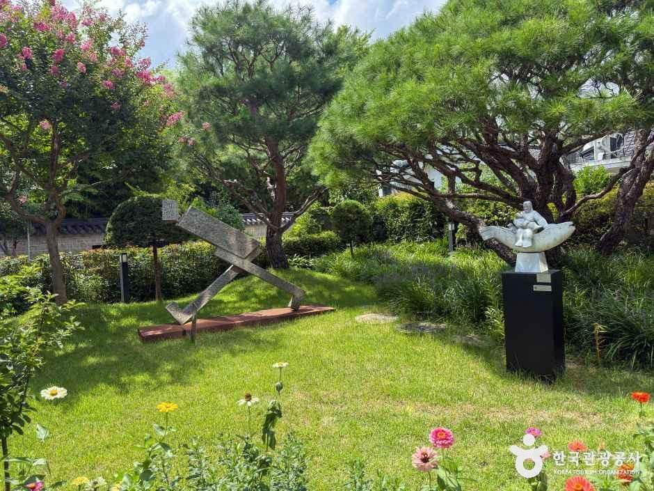 교동미술관