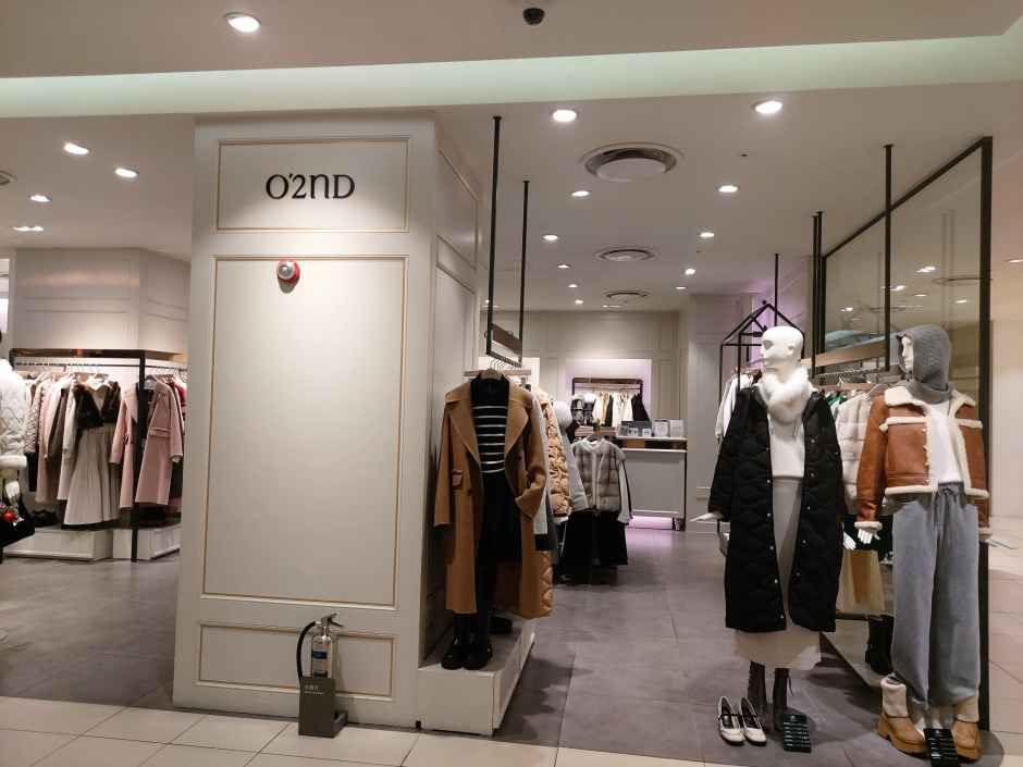 오즈세컨 롯데백화점 창원점