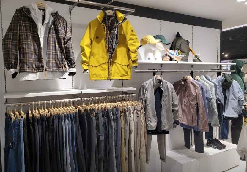 [事後免税店] KOLON（コーロン）スポーツ・ロッテ百貨店テグ（大邱）店(코오롱스포츠 롯데백화점 대구점)