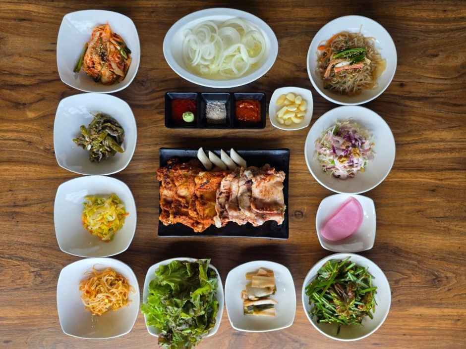 황금오리숯불닭갈비