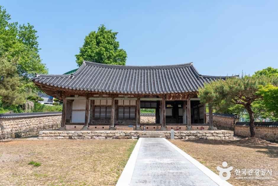 태인동헌 - 전북특별자치도 정읍시 태인면 동헌길 24 관광 명소