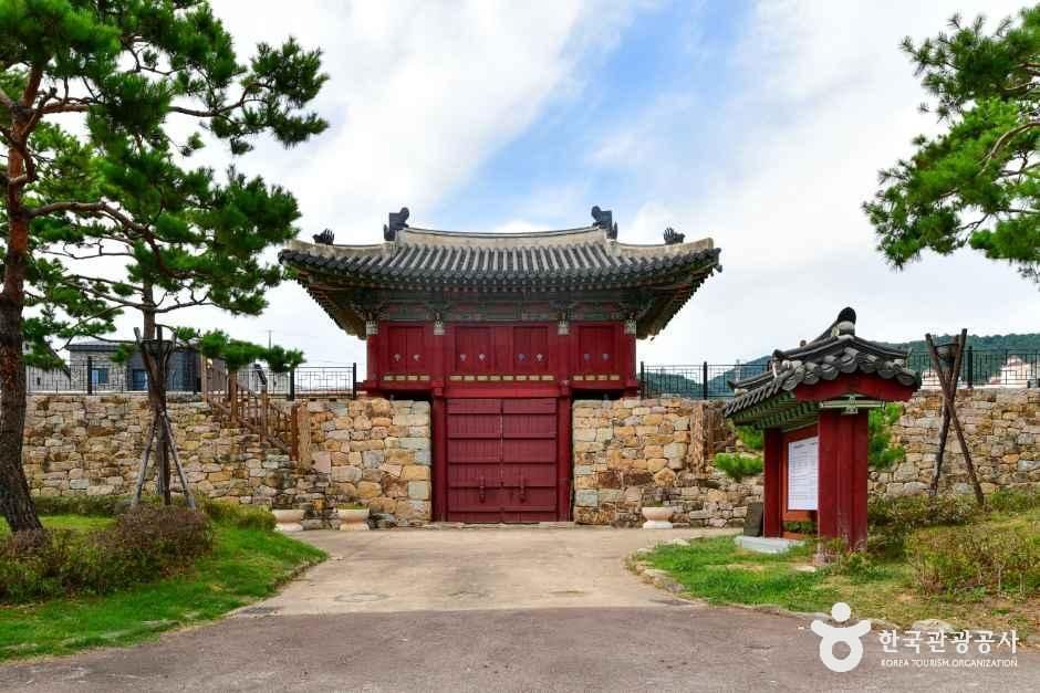 김해읍성