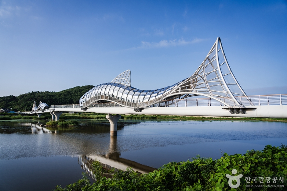 Uljin Euneo Bridge