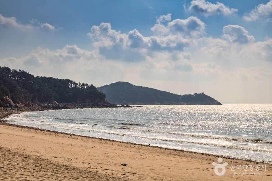 王山海水浴场