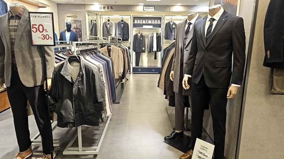 ブレンウッド ニューコアアウトレット 坪村店