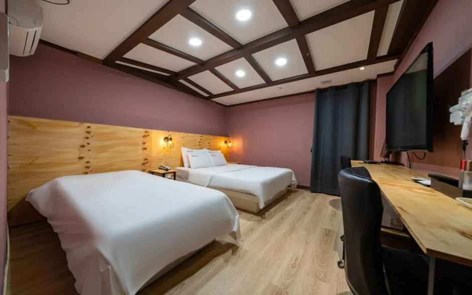 인천_호텔여행_디럭스 트윈 (1).png