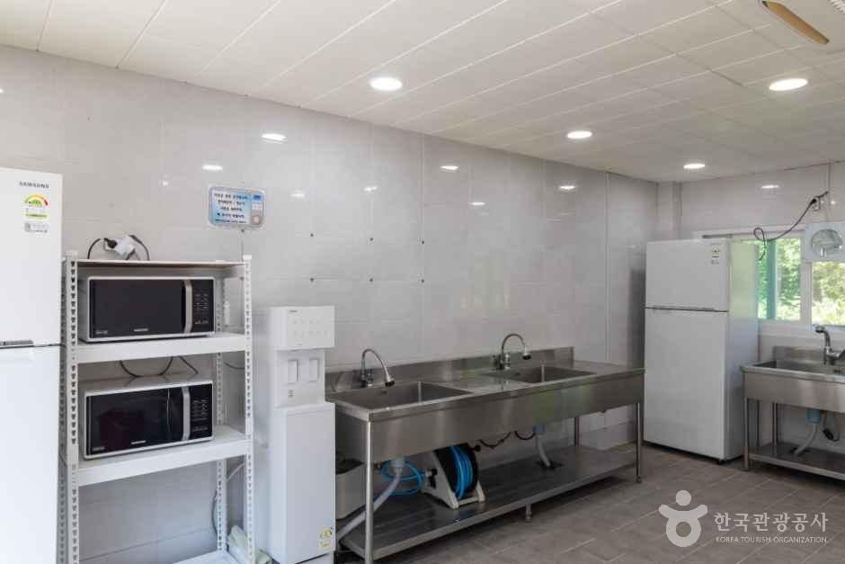 장태산 자연휴양림 캠핑장