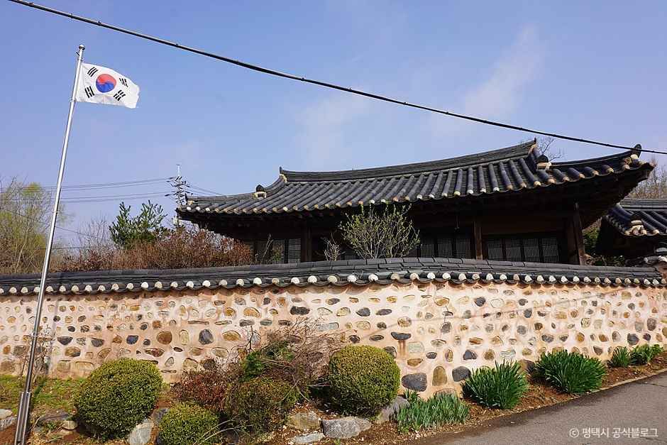 평택_안재홍생가 (1).jpg