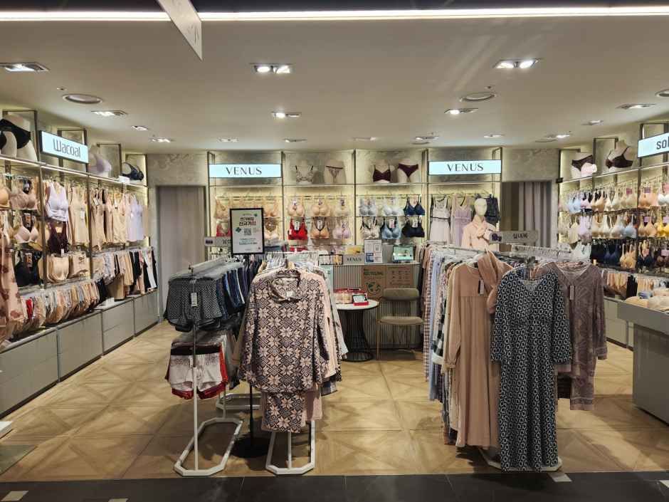 비너스 와코루 NC 신구로점